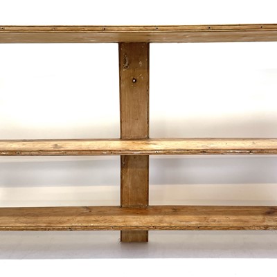 Lot 191 - A Victorian pine plate rack.