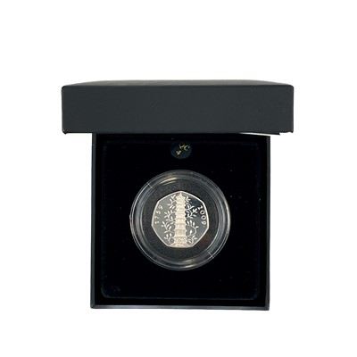 Lot 30 - Great Britain 50 pence Kew Gardens 2009 cased silver proof coin.