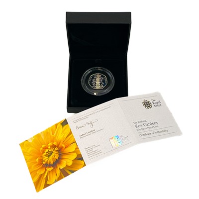 Lot 30 - Great Britain 50 pence Kew Gardens 2009 cased silver proof coin.