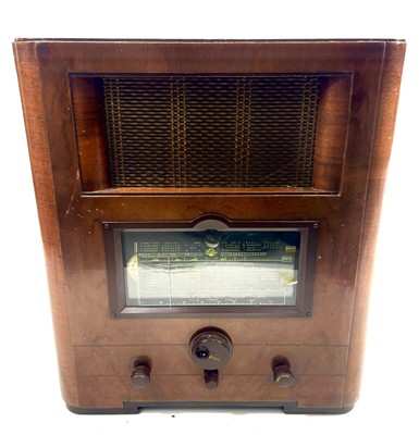 Lot 259 - A 1930s G Marconi model 858 valve radio receiver.