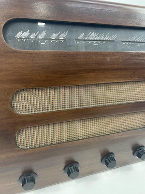 Lot 255 - A 1940s Murphy A122 valve radio receiver.