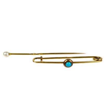 Lot 181 - A gold pin set with turquoise and a gold pearl set tie pin.