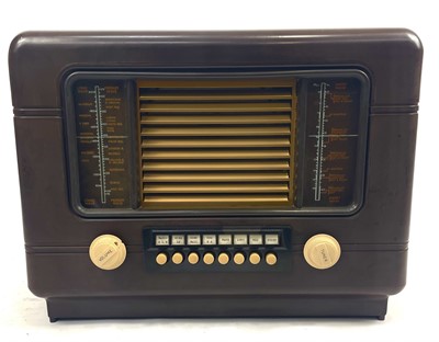 Lot 260 - A 1940s His Master's Voice model 1119 valve radio receiver.