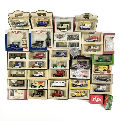 Lot 767 - Lledo & Oxford Die Cast Model Cars/Vans (x170 approx)