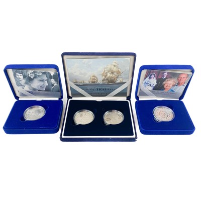 Lot 91 - UK Silver Proof 2005-2007 £5 Royal Mint cased coins.