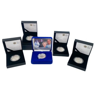 Lot 92 - UK Silver Proof 2007-2010 £5 Royal Mint cased coins (x5).