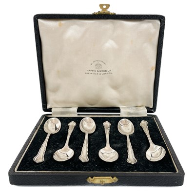 Lot 116 - A set of six George VI silver coffee spoons by Mappin & Webb Ltd