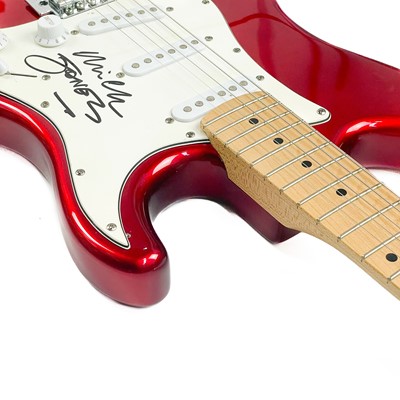 Lot 134 - SIGNED Mick Jones guitar.