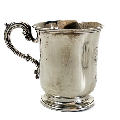 Lot 229 - A Victorian silver cup by Edward & John Barnard