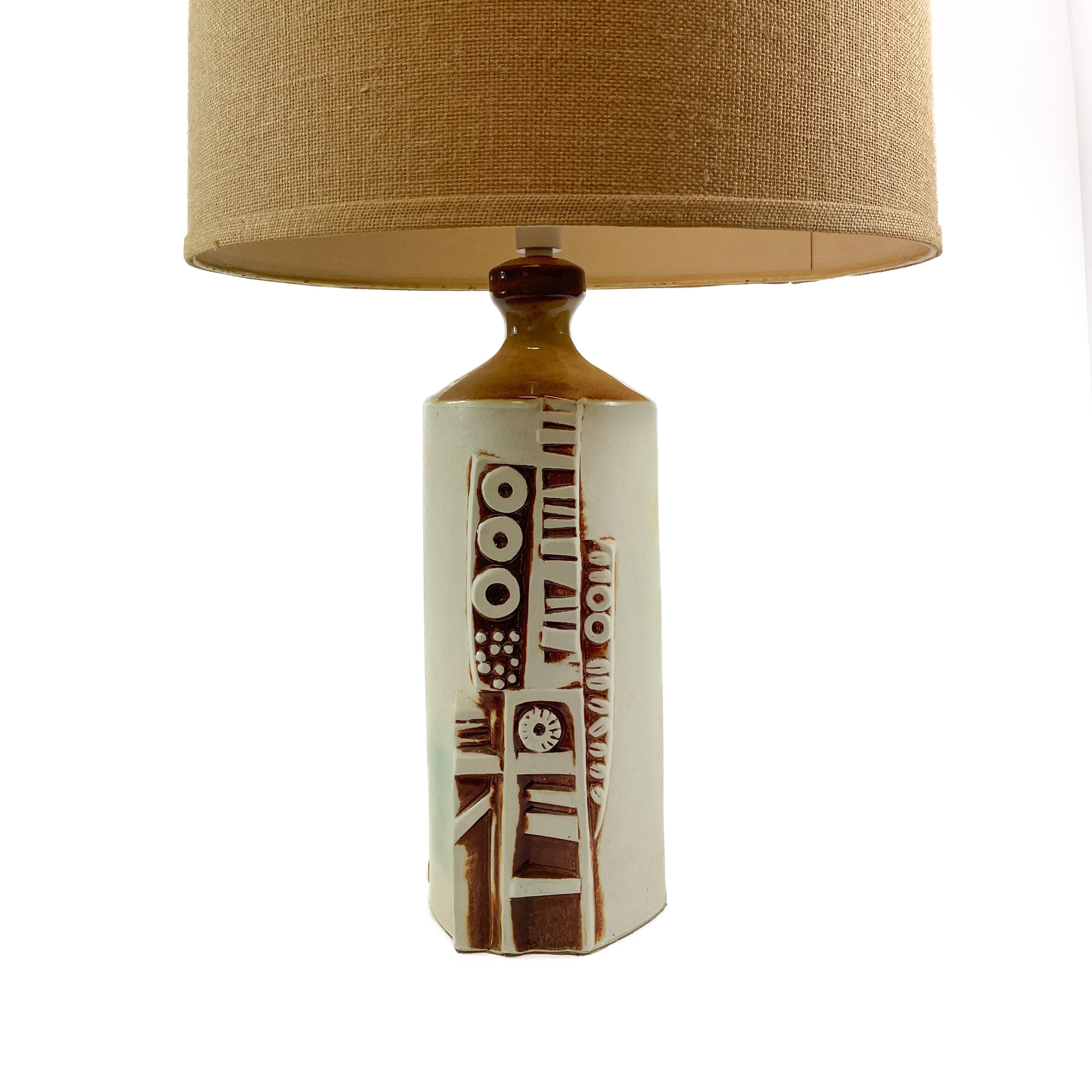 Lot 923 A Tremaen pottery Kengie lamp base.