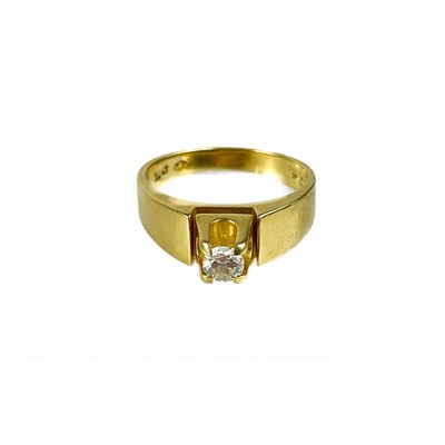 Lot 147 - A modern 14ct gold 0.24ct diamond solitaire ring.