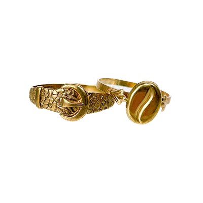 Lot 122 - Two 9ct gold rings.