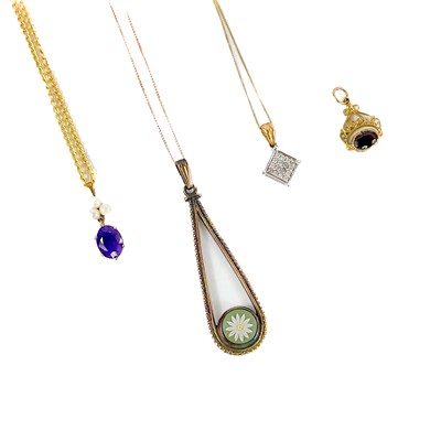 Lot 91 - Three 9ct pendant necklaces.