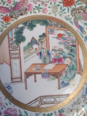 Lot 558 - A Chinese Canton porcelain plate, 19th century.