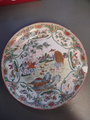 Lot 558 - A Chinese Canton porcelain plate, 19th century.