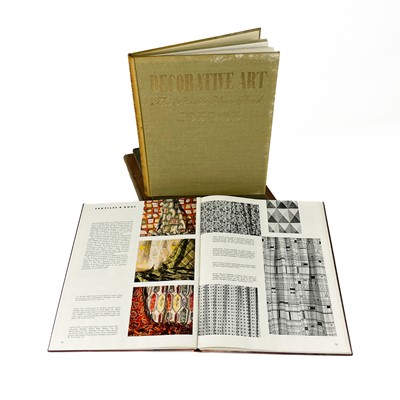 Lot 420 - Ruth MANNING-SANDERS.