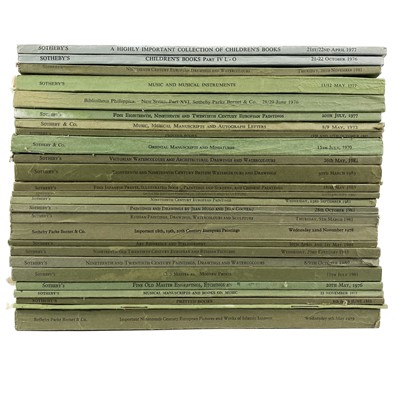 Lot 422 - Ruth MANNING-SANDERS.