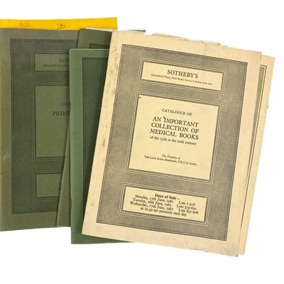 Lot 422 - Ruth MANNING-SANDERS.