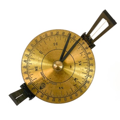 Lot 486 - A Geomar Madrid azimuth circle compass with sight vanes No 425.