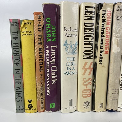 Lot 452 - 20th century Literature. Twenty-seven works including many first editions.
