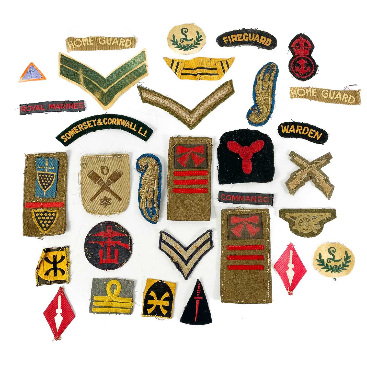 lot-405-cloth-badges-mostly-world-war-2-era-x30