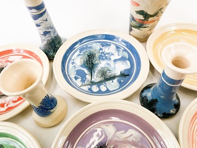 Lot 894 - A collection of Boscastle pottery items.