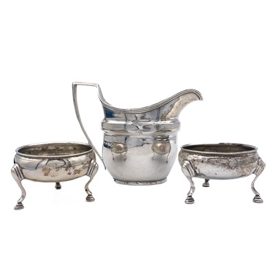 Lot 169 - A George III silver cream jug.