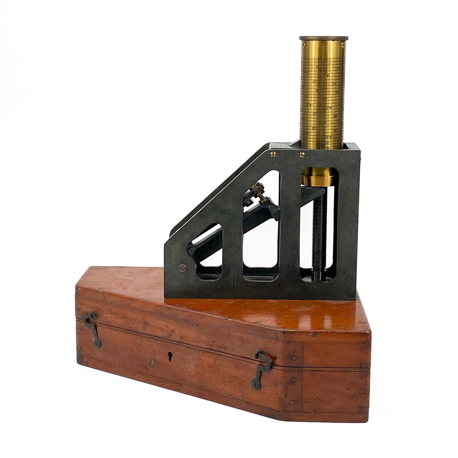 Linometer Lot 159 - A WWII era lacquered brass Watkin Clinometer