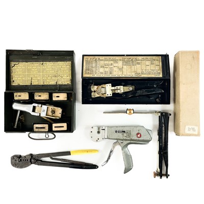 Lot 162 - A Lucas crimping tool kit.