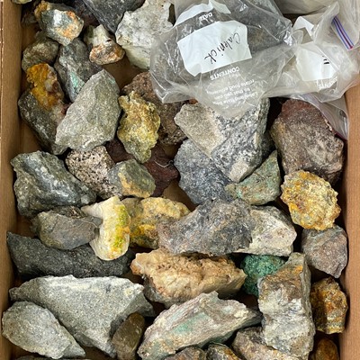 Lot 164 - A large collection of mineral specimens.