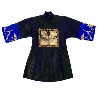 Lot 50 - A Chinese lady's robe, early/mid 20th century.