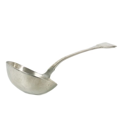 Lot 89 - A George III silver fiddle pattern soup ladle by Richard Poulden.