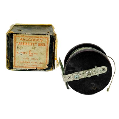 Lot 77 - A Hardy St George 3 3/4" alloy fly reel.