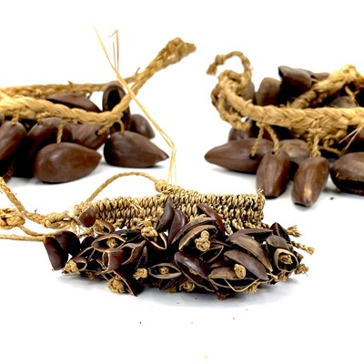 Lot 205 - A collection of various indigenous items.