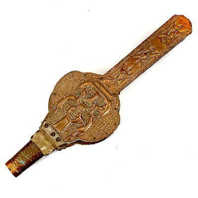 Lot 205 - A collection of various indigenous items.