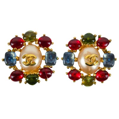 Lot 391 - A pair of Chanel Gripoix 'gem' and faux pearl clip earrings.