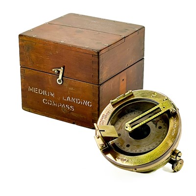 Lot 260 - A WW2 era brass Air Ministry landing compass.