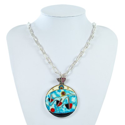 Lot 163 - A contemporary 999 silver cloisonne pendant necklace by Samantha & James Suddaby.