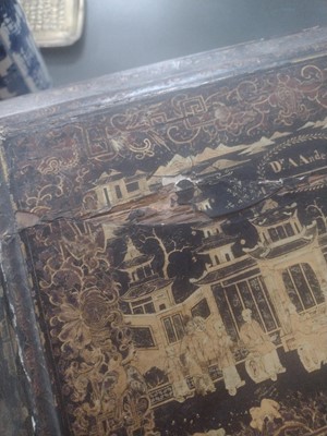 Lot 533 - A large Chinese export lacquer tea caddy with pewter liner, 19th century.