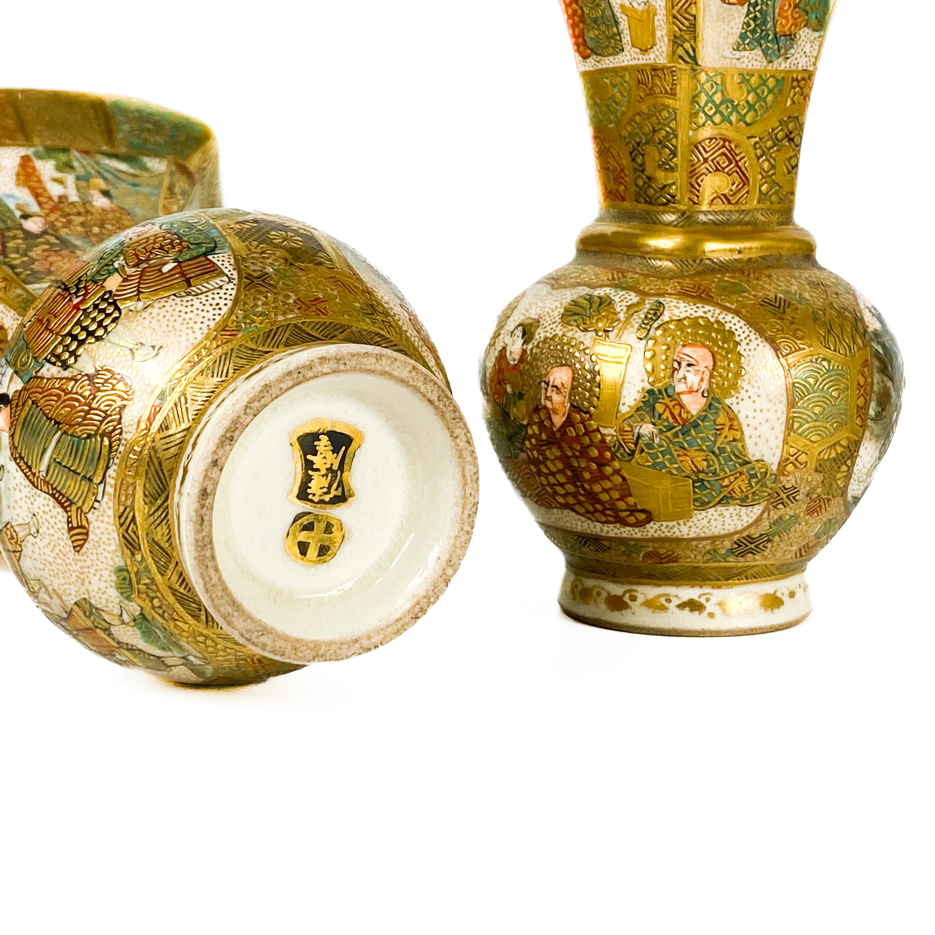 Lot 374 A pair of Japanese Satsuma vases, 19th
