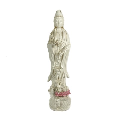 Lot 401 - A large Chinese blanc de chine figure of Guanyin, 20th century.