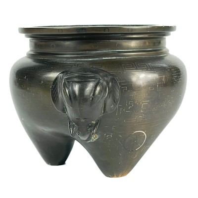Lot 60 - A Chinese bronze and silver wire inlaid censer, 18th/19th century.