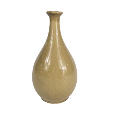 Lot 425 - A Japanese saki bottle, early 20th century.