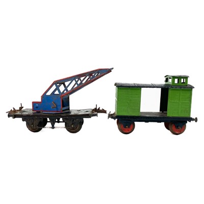 Lot 627 - Hornby 0 Gauge Wagons (x13)