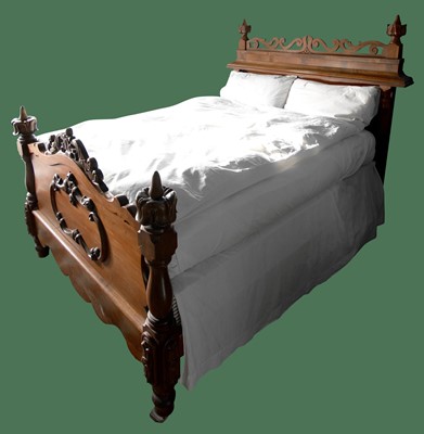 Lot 23 - A Victorian mahogany 4'6'' bedstead