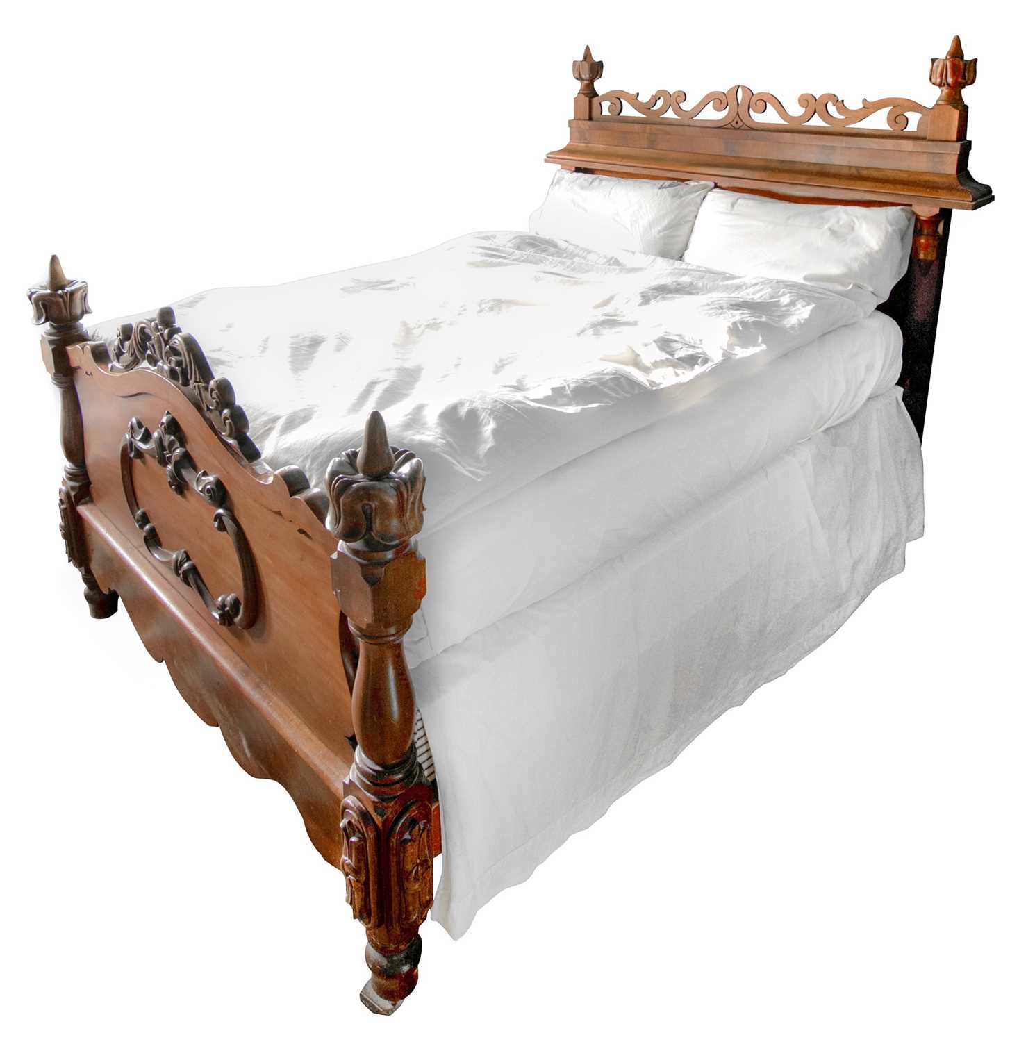 Lot 23 - A Victorian mahogany 4'6'' bedstead