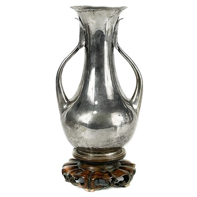 Lot 527 - A Chinese export silver vase, circa 1900.