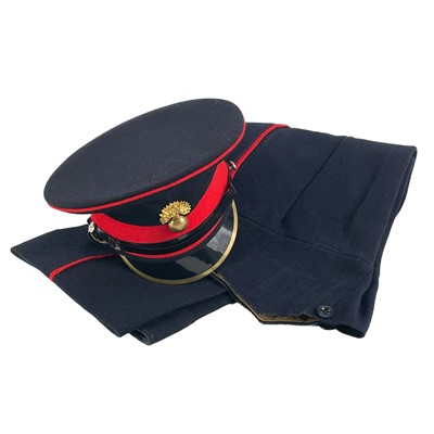 Lot 423 - Grenadier Guards Military Uniform - Kings Crown