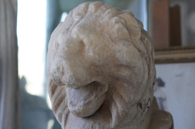 Lot 132 - An antique lion monopodia
