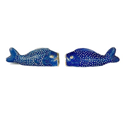 Lot 539 - A pair of Chinese blue and white porcelain fish, mid 20th century.